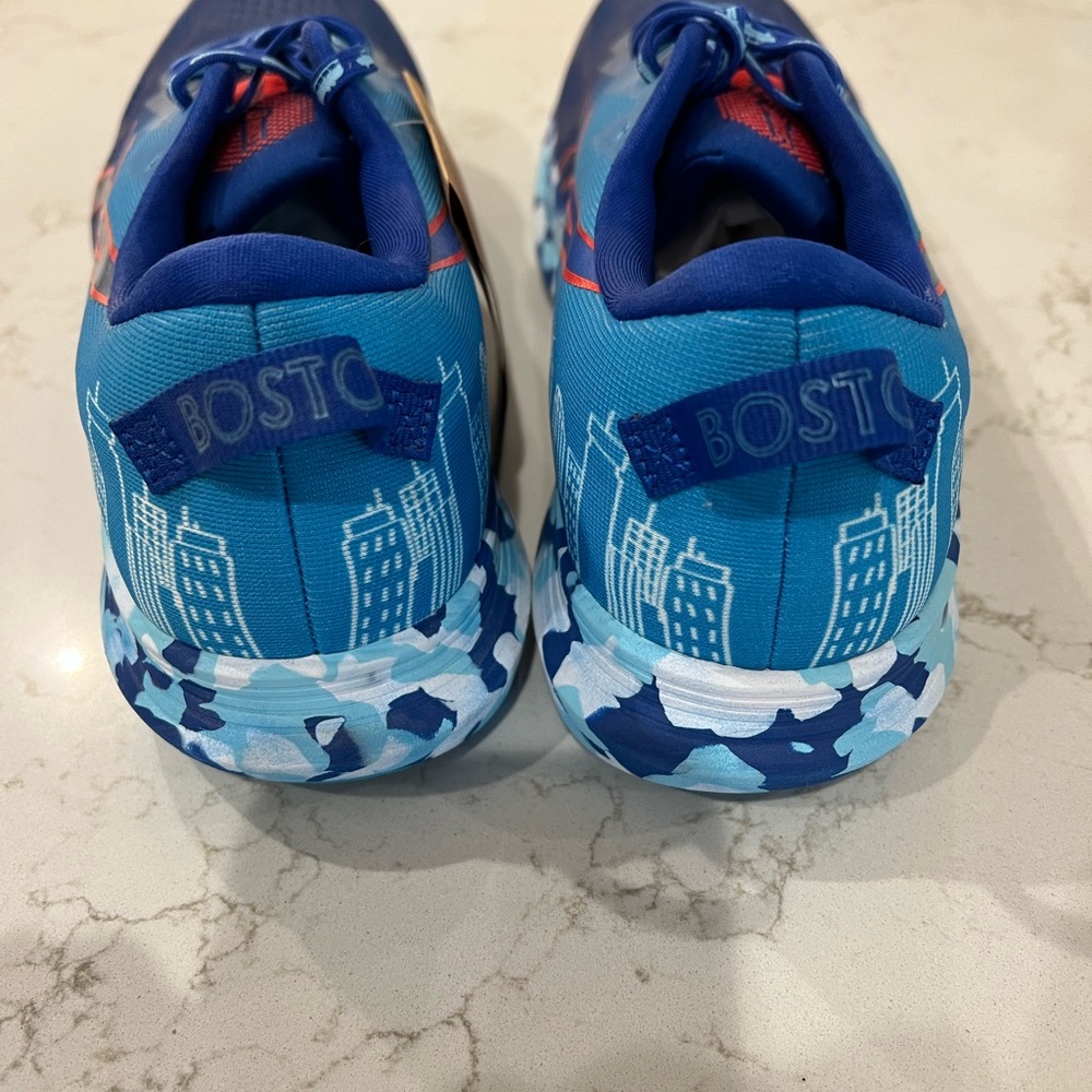 ASICS Noosa Tri 13 Boston Marathon Edition - Picture 3 of 5